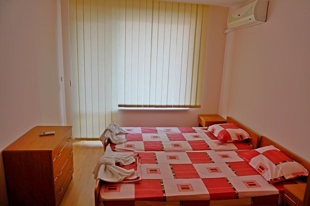 Gt Privilege Fort Beach Apartments Elenite Extérieur photo