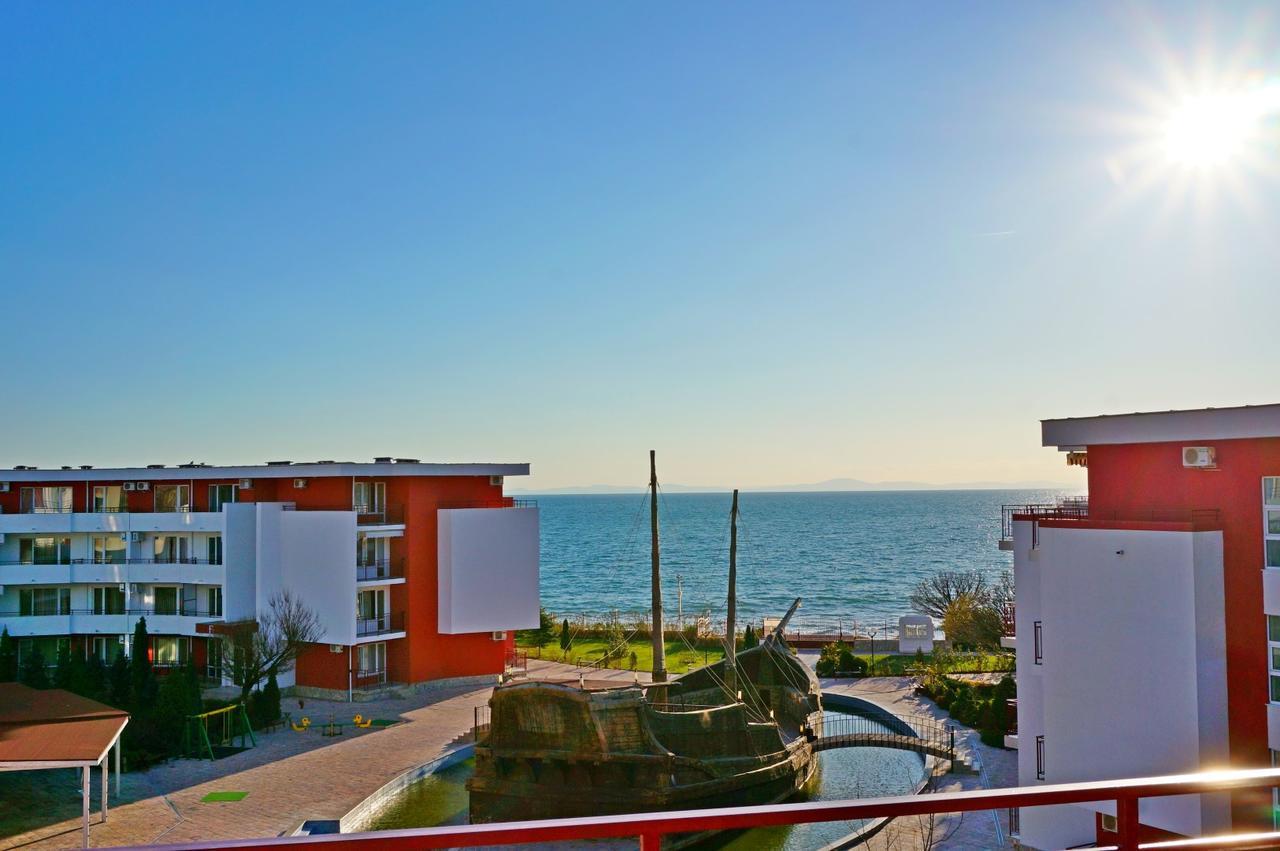 Gt Privilege Fort Beach Apartments Elenite Extérieur photo