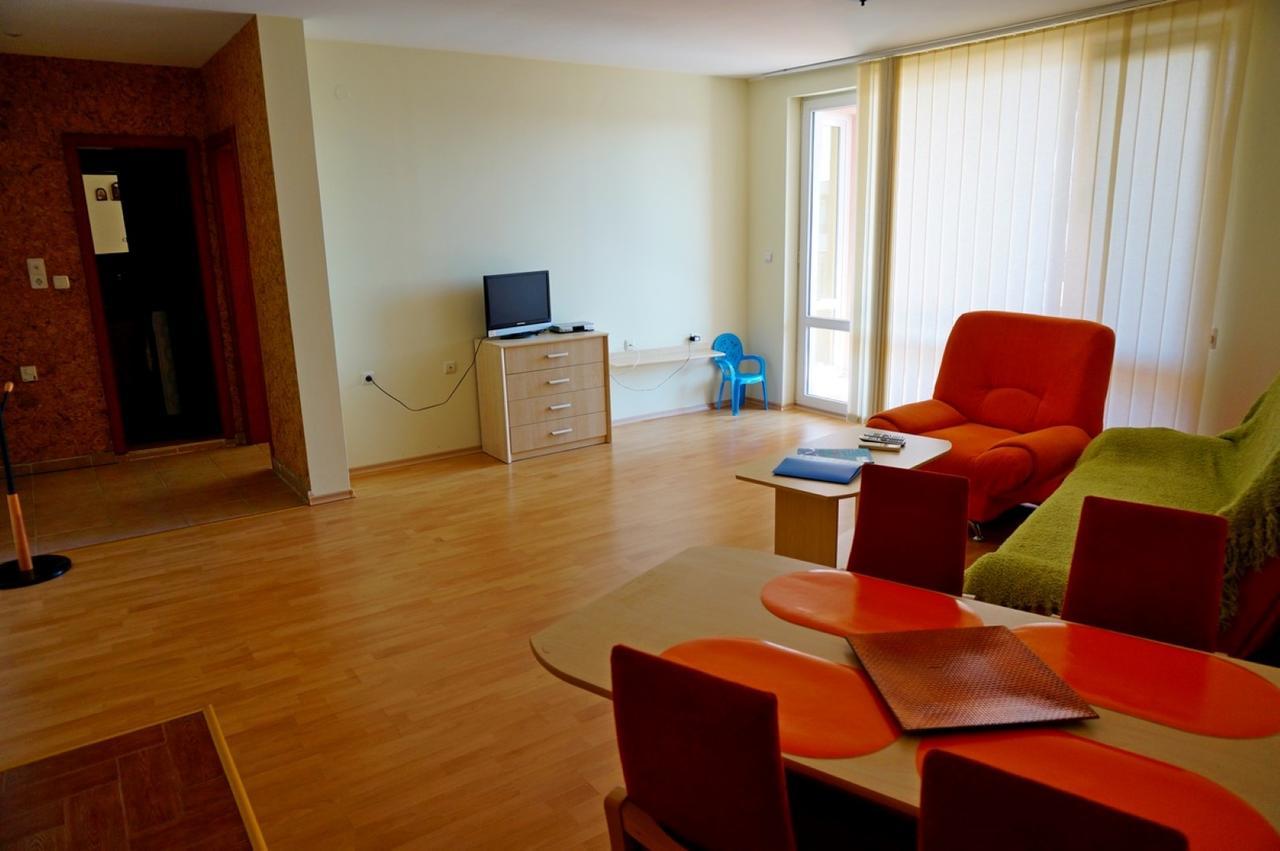 Gt Privilege Fort Beach Apartments Elenite Extérieur photo
